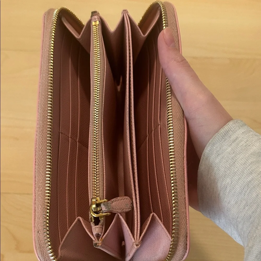 Prada Pink Zip-Around Wallet - Picture 4 of 6